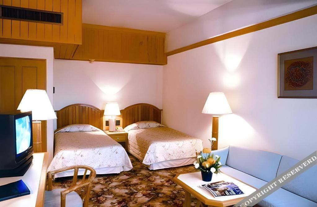 Ambassador City Jomtien Pattaya - Ocean Wing Hotel На Джомтиен Екстериор снимка